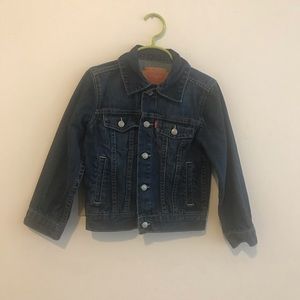 Levi Denim Jacket Unisex size 5